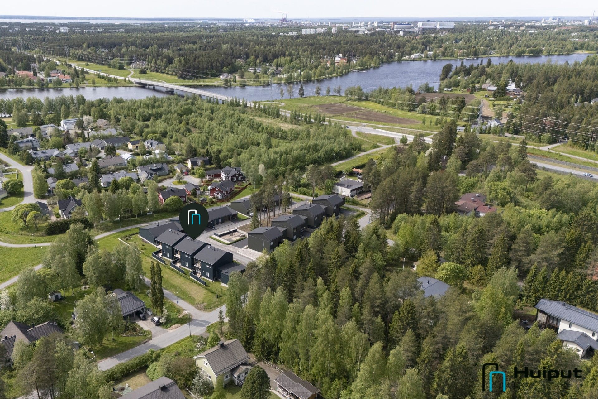 Ilmakuva oululaiselta pientaloalueelta