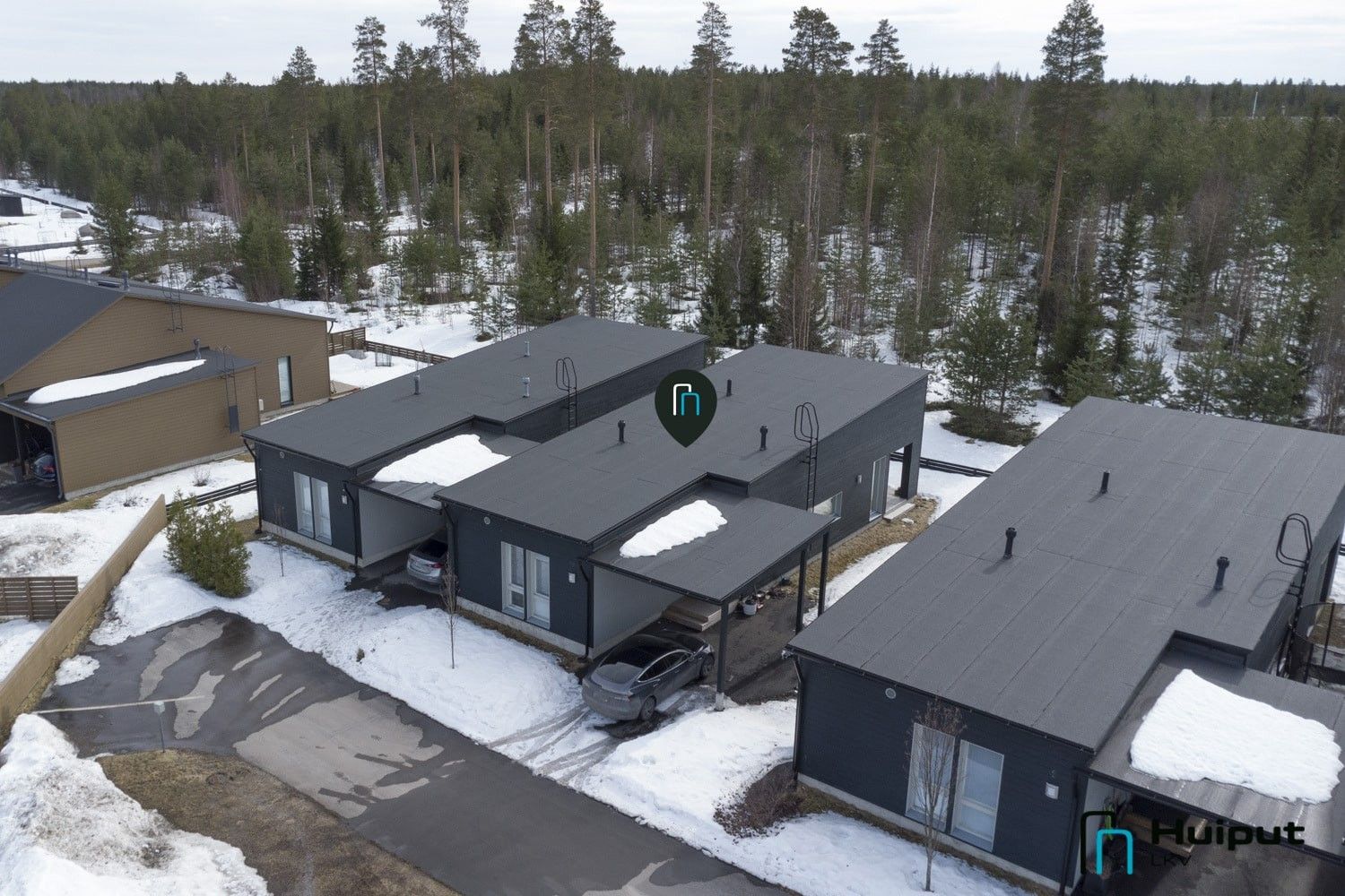 Myyty erillistalo, Hiukkavaara, Oulu